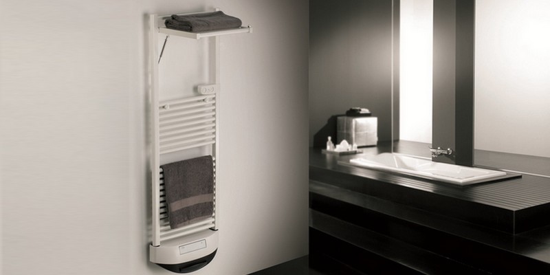 scaldasalviette con asciuga biancheria